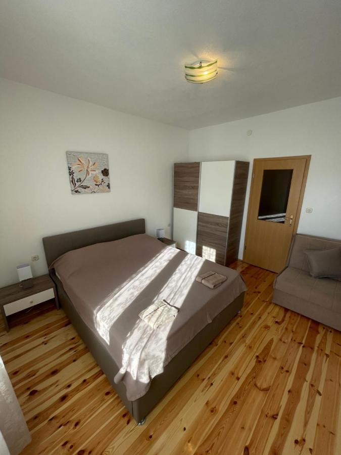 Ivan I Matej Apartments Blace Zewnętrze zdjęcie